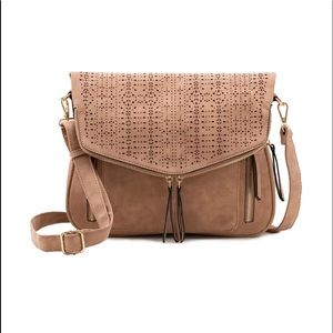 NEW WITH TAGS! VR NYC Kimmie Laser Cut messenger bag